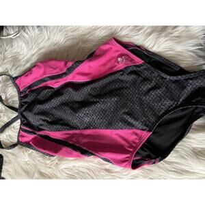 TYR Women's One-Piece Swimsuit Black and Pink